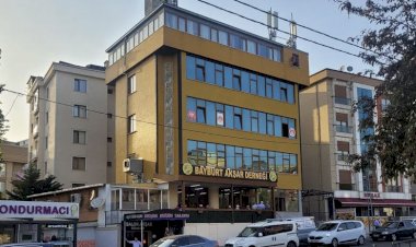 Bayburt'un Akşar köy derneğine silahlı saldırı